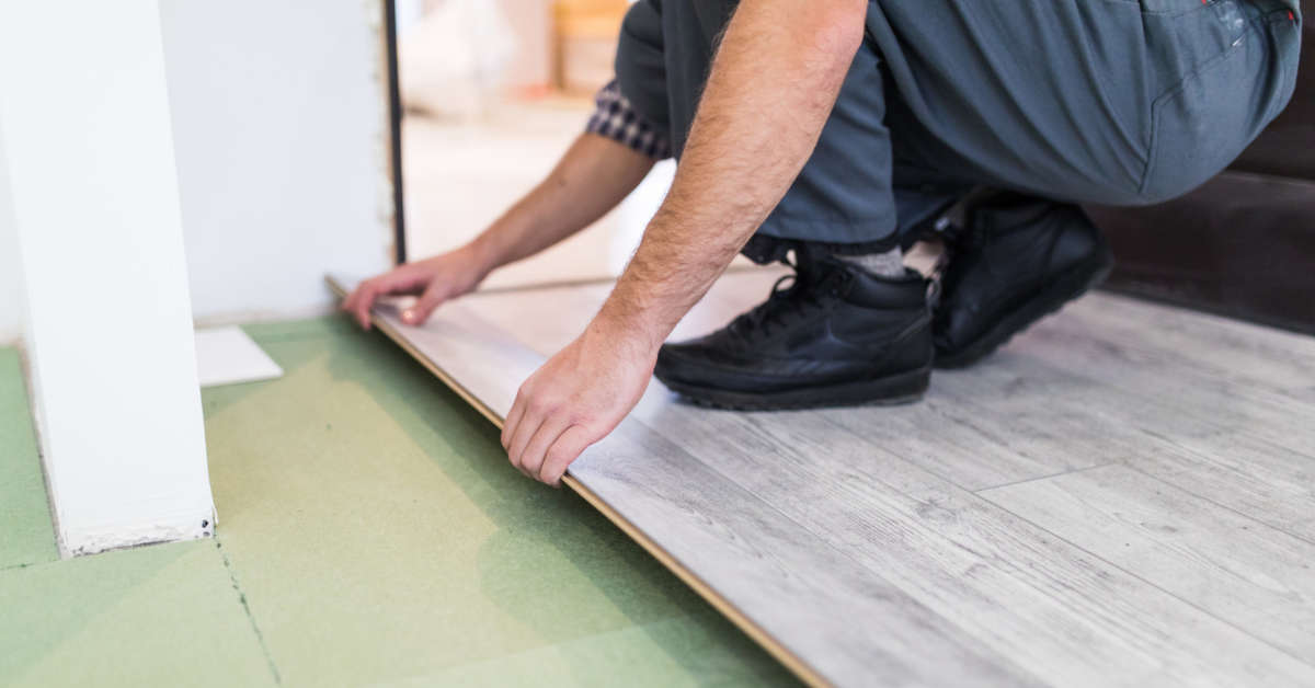 Czym ciąć panele podłogowe?