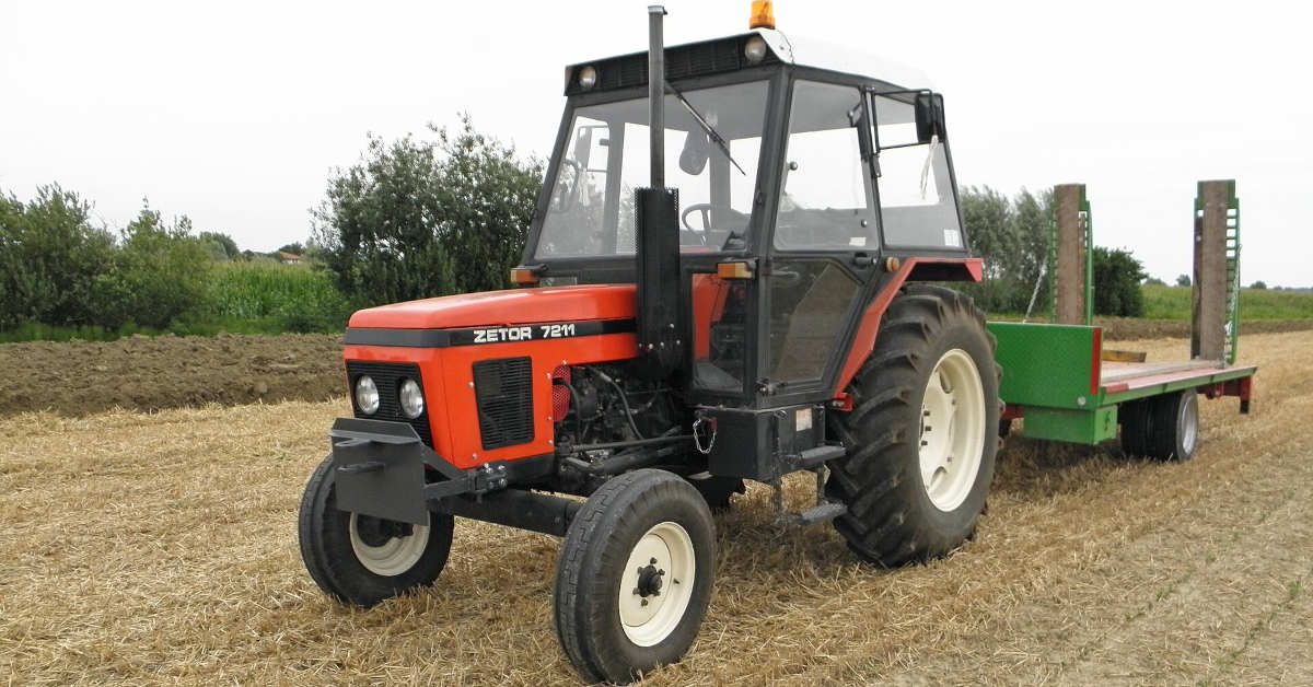 Ile koni mechanicznych ma Zetor 7211?