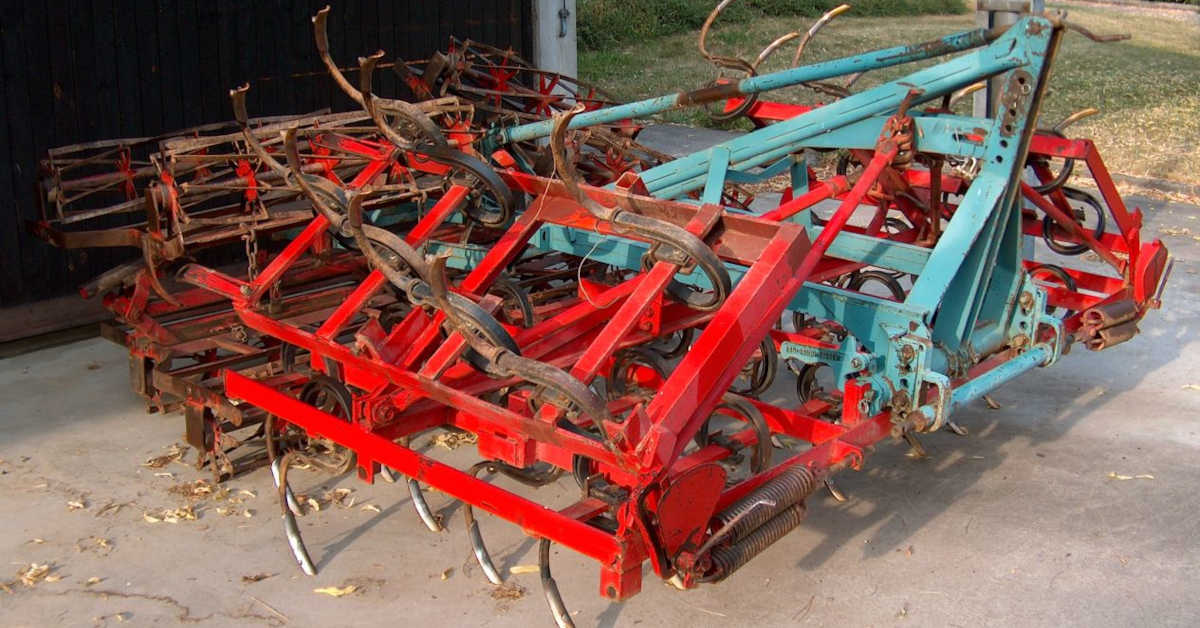 Orka czy kultywatorowanie? Jak przygotować ziemię pod zasiew?