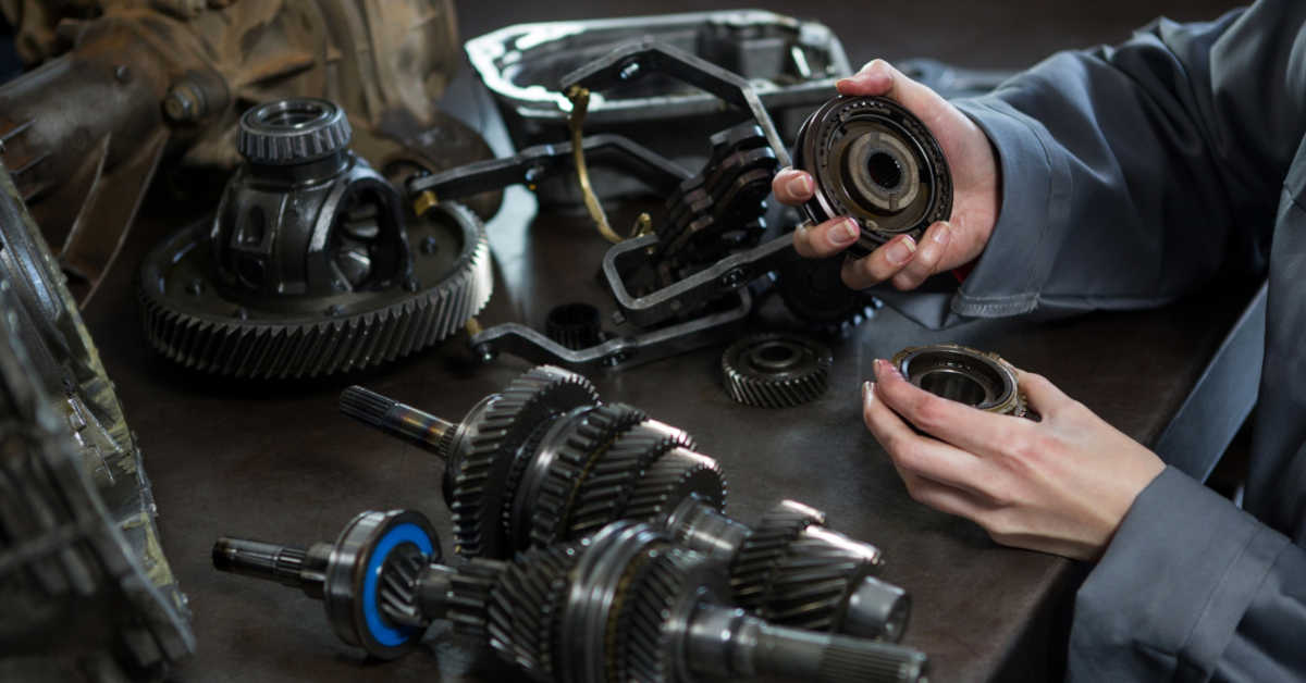 Ile oleju do skrzyni biegów Ursus C-360?